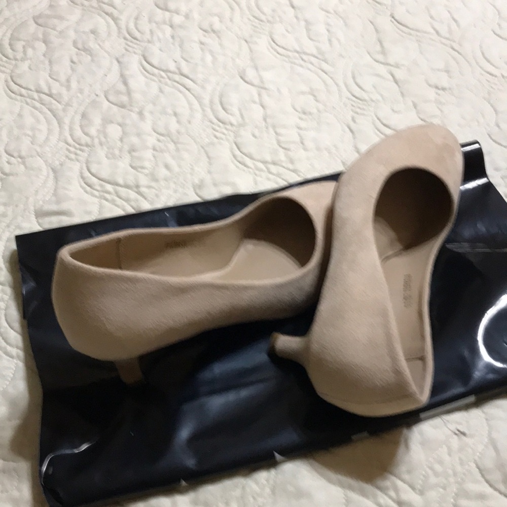 Beautiful suede heels
